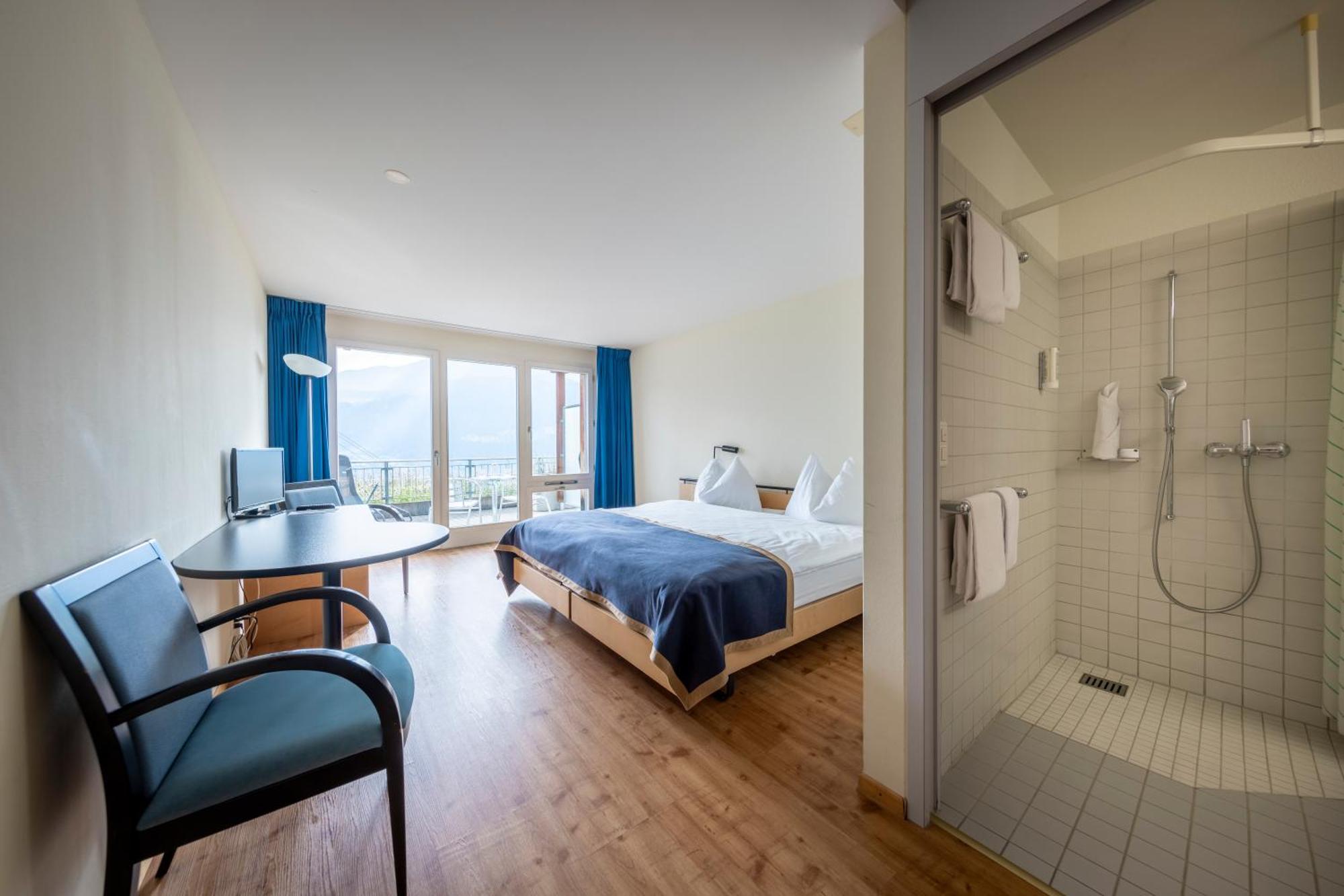 Panorama Hotel 3*